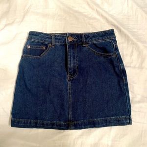Forever 21 dark wash denim skirt